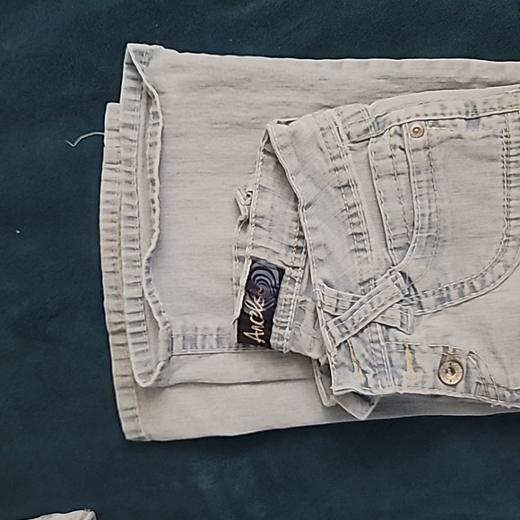 Flared jeans - Picture 6 of 10